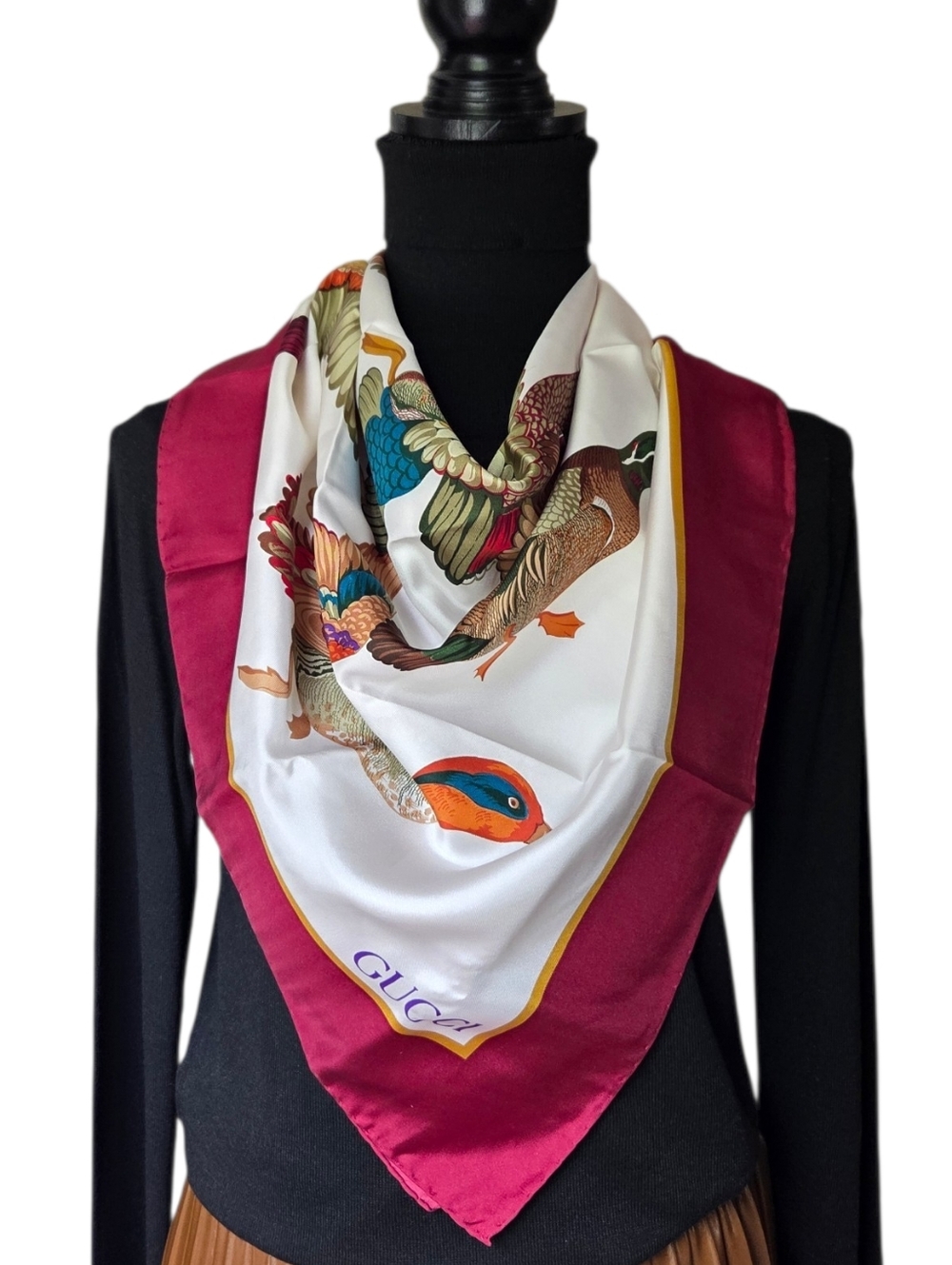 Gucci Silk Scarf Ducks In Flight Bird Print Burgundy Border NOS